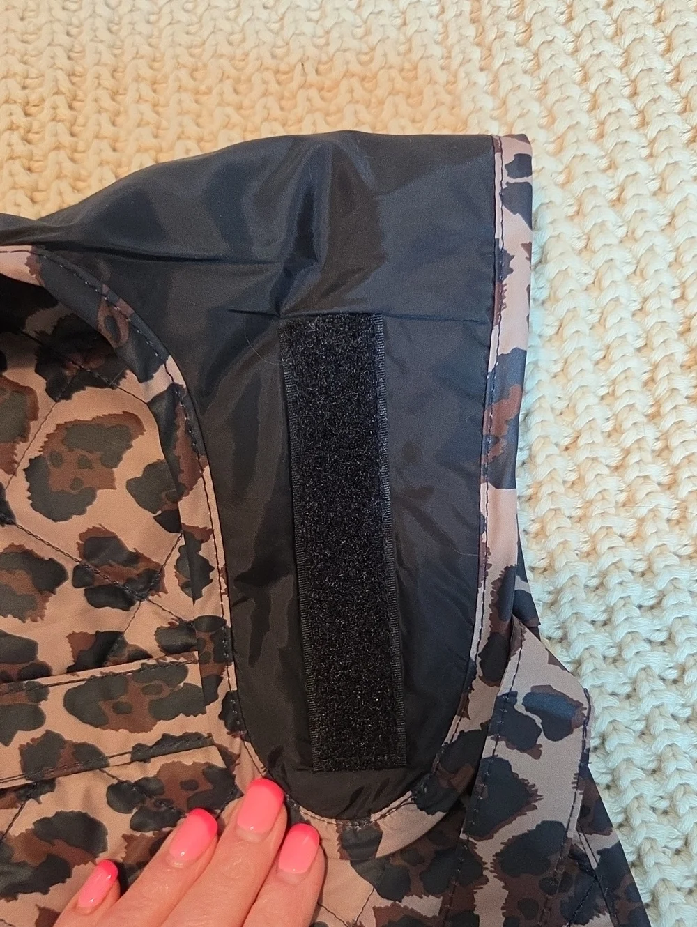 BARBOUR Boulevard Quilted Dog Coat in Dusty Pecan Jaguar Print Size Medium